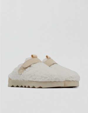 Aerie Viibe™ Cozy Clogs Beige | YSJ-735109