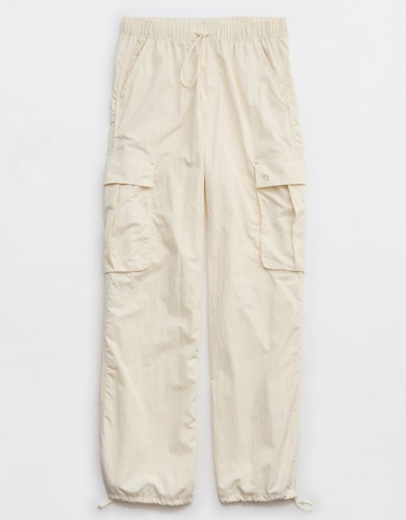 Aerie OFFLINE By Chill Moves Cargo Pants White | BVO-306154