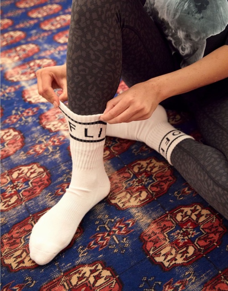 Aerie OFFLINE By Graphic Crew Socks White | BOT-864732