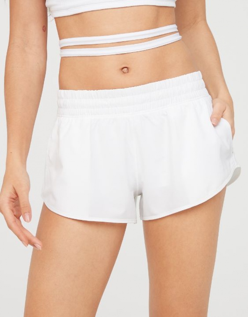 Aerie OFFLINE By Low Rise Hot Stuff Shorts White | UPE-814079